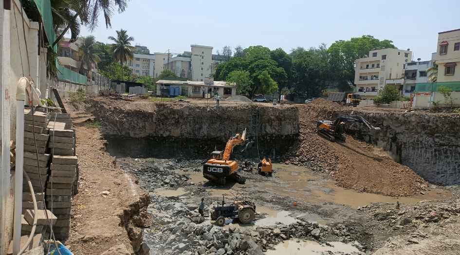 209-hadapsar-construction-image-4